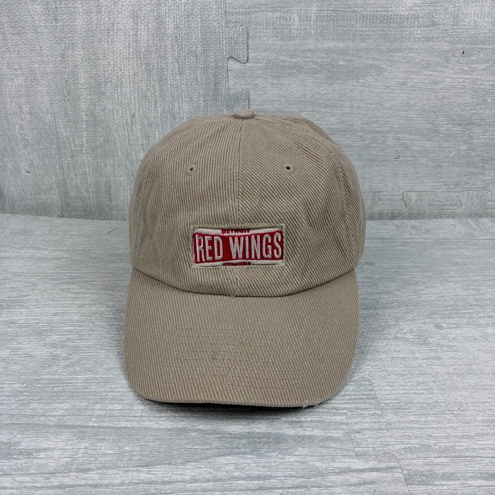 Vintage Y2K Detroit Red Wings Hat Cap Strap Back Corduroy Sports Specialties NHL